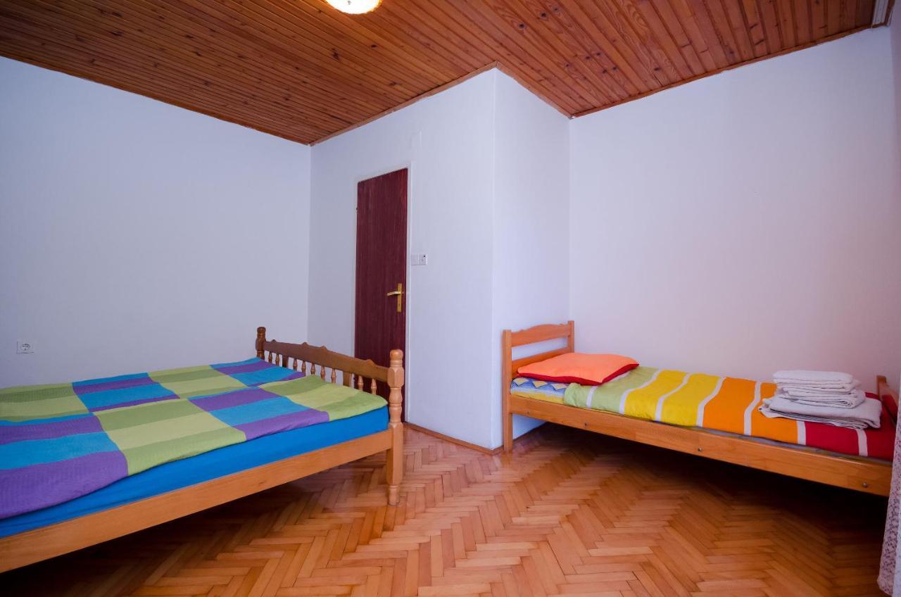 Apartments Elvira Lopar Bagian luar foto