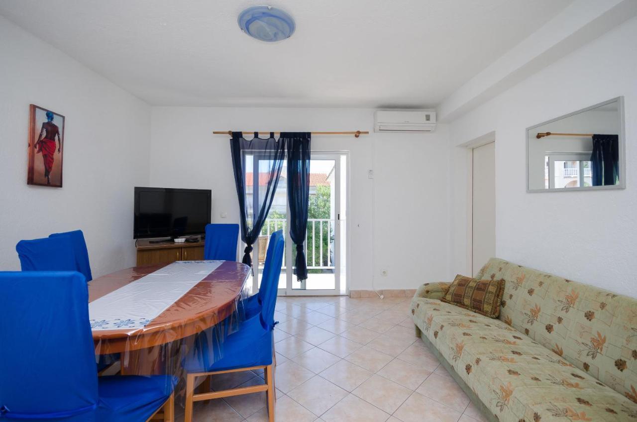Apartments Elvira Lopar Bagian luar foto