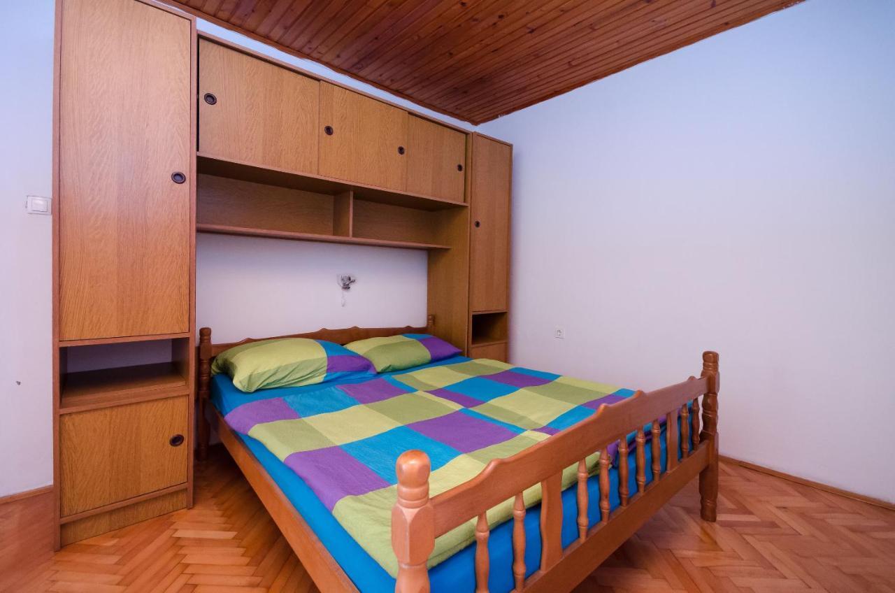 Apartments Elvira Lopar Bagian luar foto